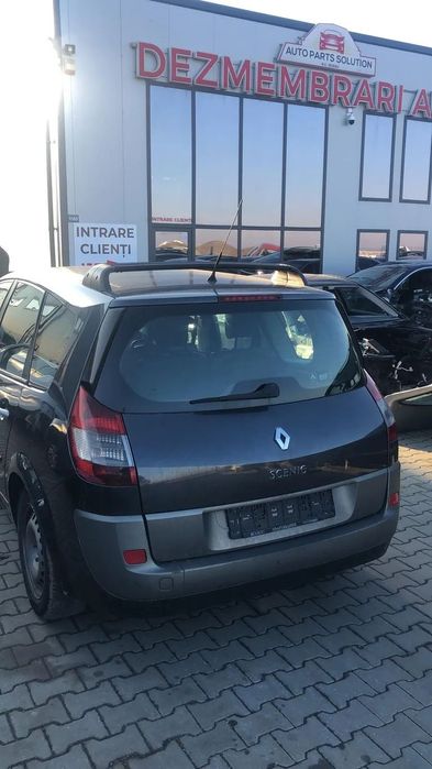 Dezmembram Renault Scenic 1.9 DCI an fabr. 2005