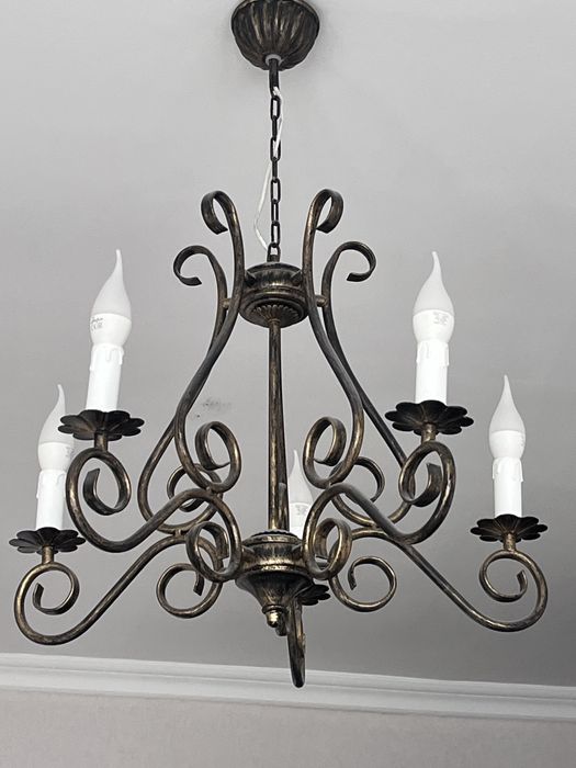 Люстра бронзовая, (6 мес пользования)