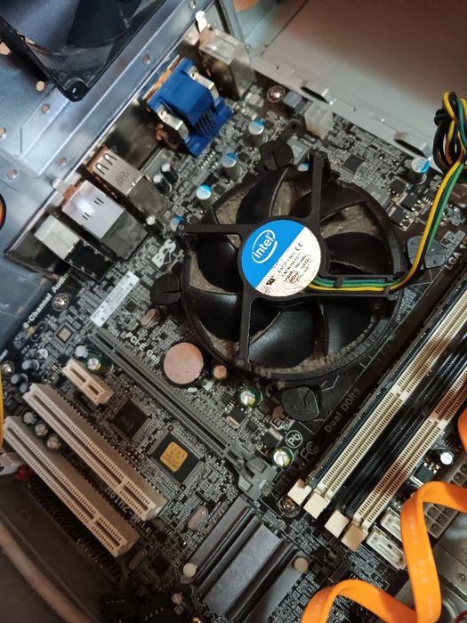 Unitate pc windows 7 i3