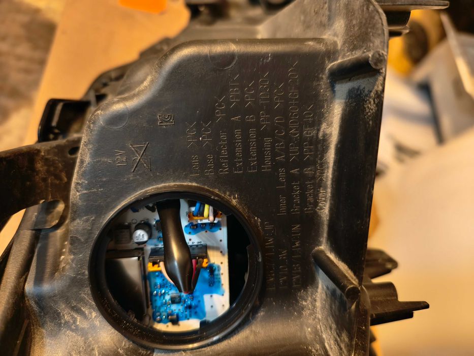 Far stanga Toyota Camry Full Led 2019 2020 2021 2022 2023