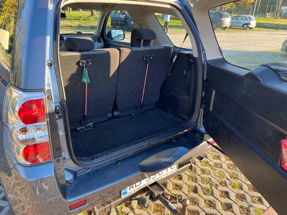 Suzuki Grand Vitara, 2006, 1.6 Benzina, 4x4, Clima, Jante, Cârlig