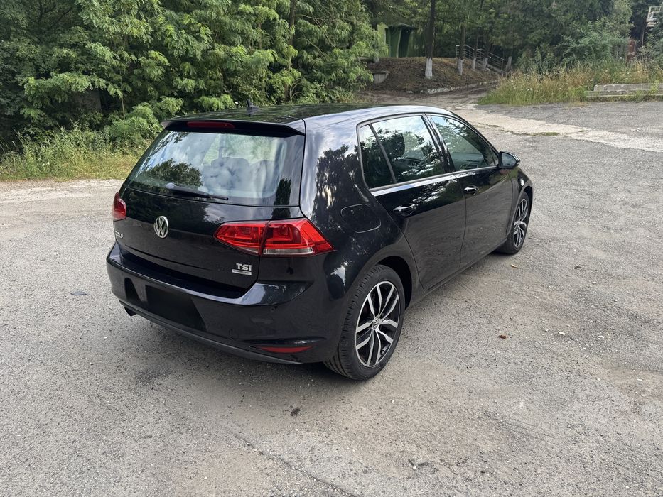 VOLKSWAGEN Golf 2013 — imagine 4