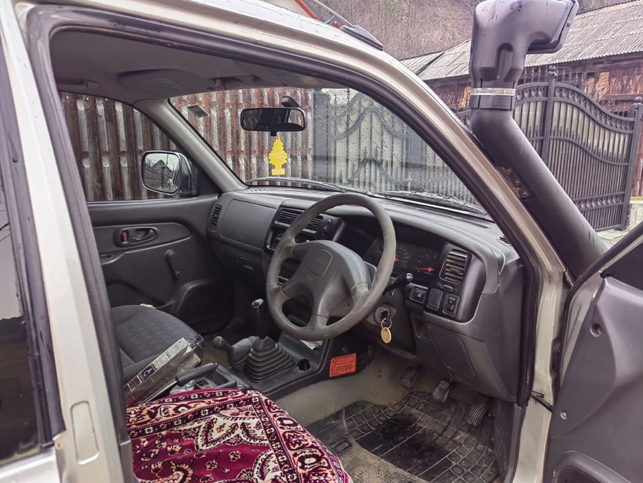 Se vinde Mitsubishi l200