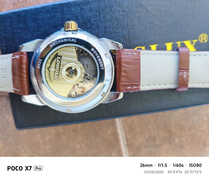 Longlux mechanical watch 3 ATM stainless steel 38 mm.