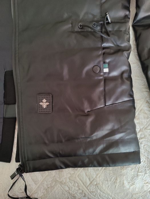 Новая куртка черная