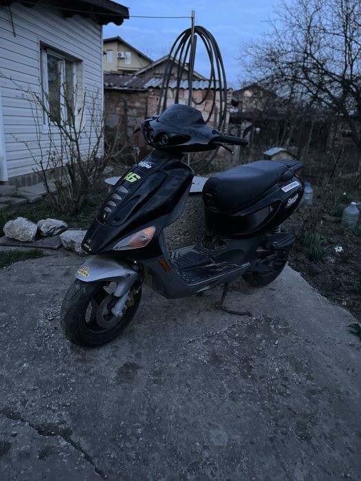 Продавам скутер 50 кубика Skegia