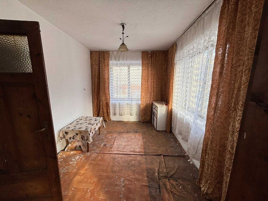 Продава се Къща в Смолян, Стар център - 670 кв.м за 92 €/кв.м - Снимка #10