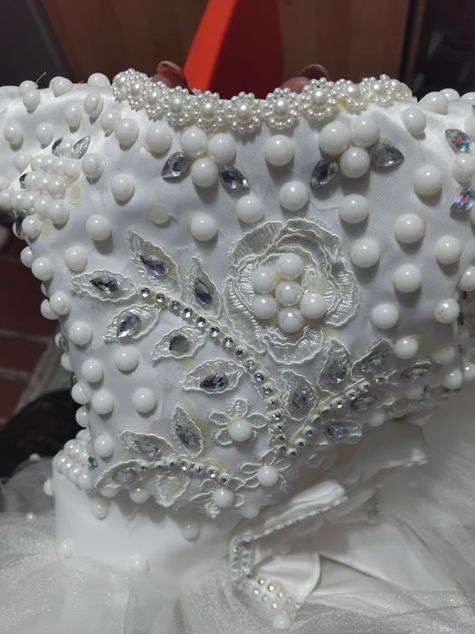 Нарядное платье 10 тысяч тенге