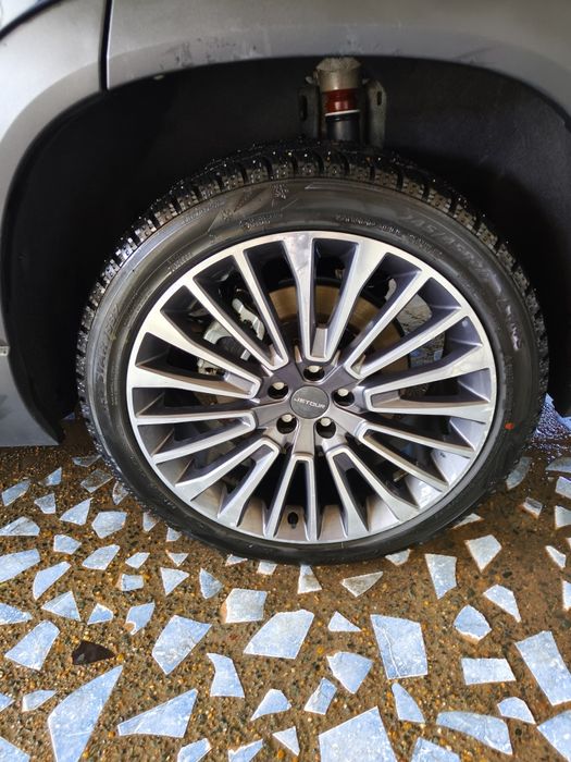 Продам диски с резиной