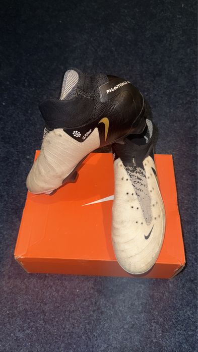vand ghete de fotbal nike phantom 41