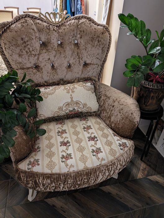 Продам 2 гостевых кресла