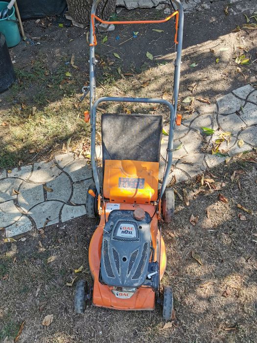 Mașină gazon Ruris Dac 110xl
