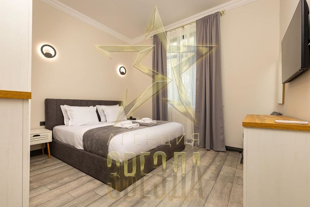 Продава се Двустаен апартамент в Пловдив, Център - 91 кв.м за 2627 €/кв.м - Снимка #7