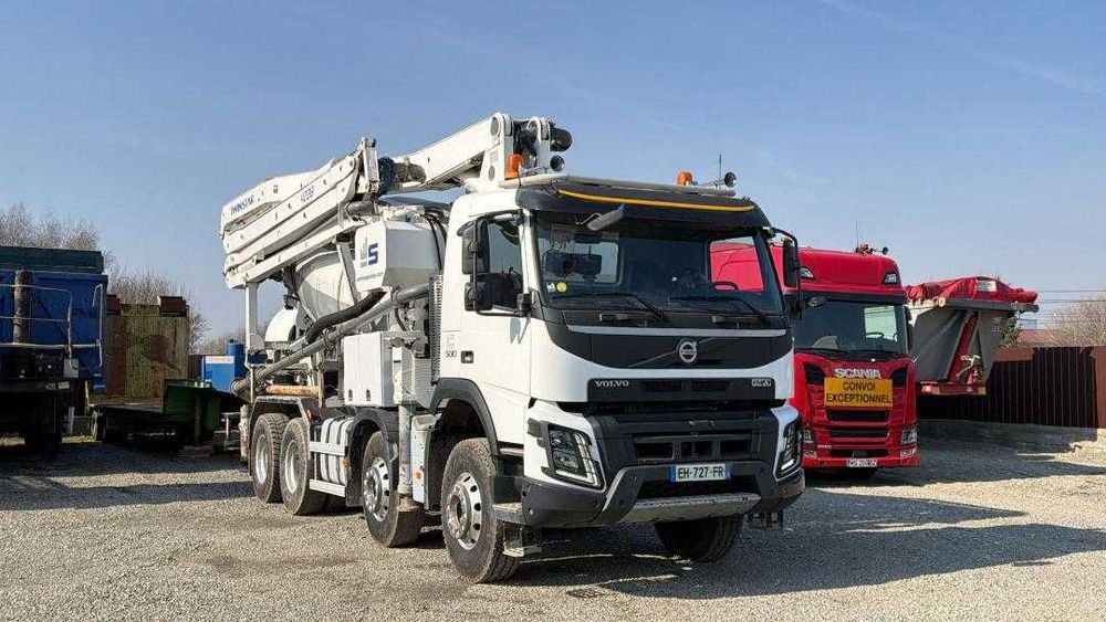 Autobetoniera Volvo FMX 500 cu pompa