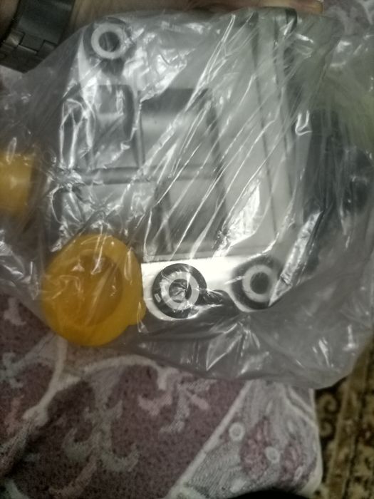 Продам помпу БМВ