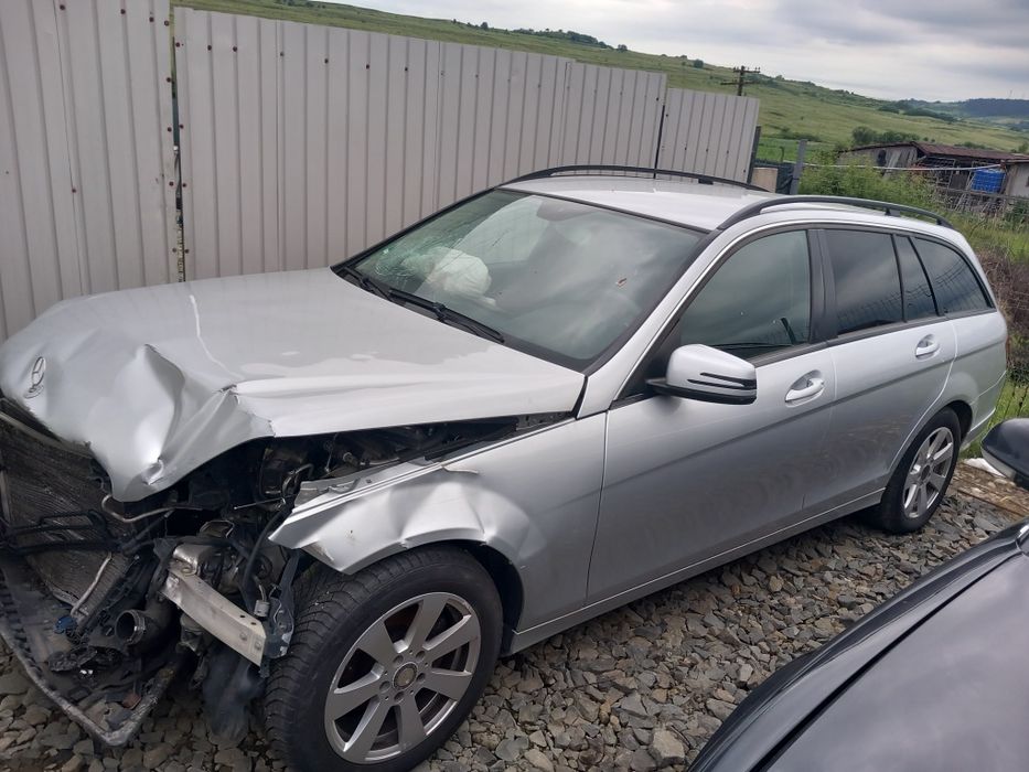 Piese Mercedes C class w204