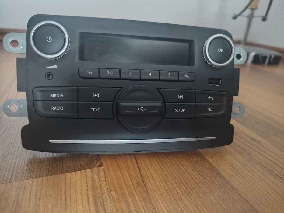 Radio original Dacia RO13-X07 OEM