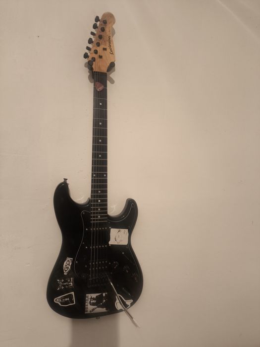 Электрогитара Levinson stratocaster черная