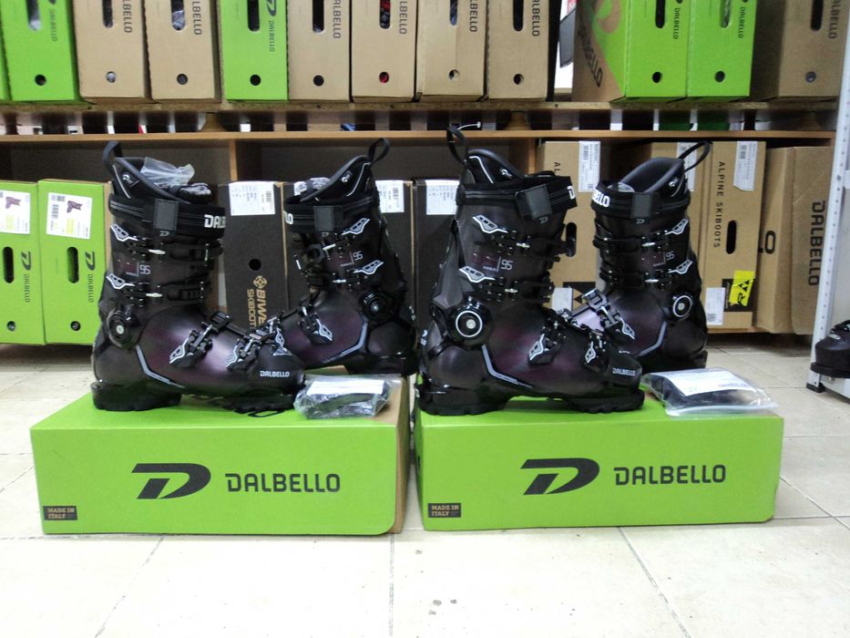 Новые дамские г/л ботинки DALBELLO м-ль DS Asolo 95W р-ры 26.5, 27.5