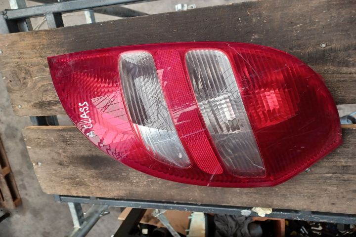 Lampa stop dreapta pe aripa Mercedes-Benz A-Class W169