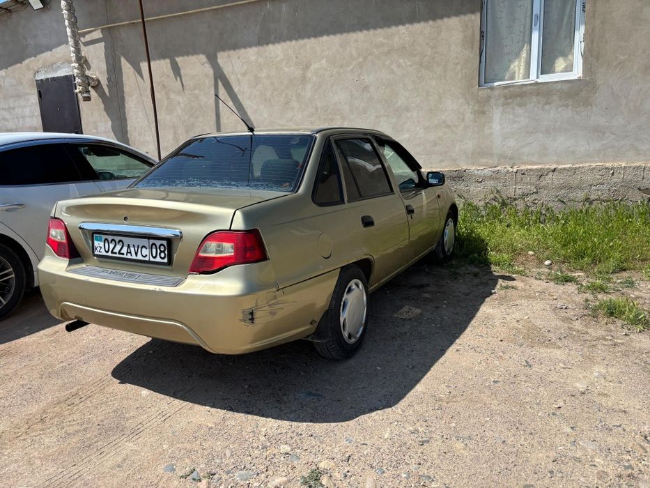 Daewoo Nexia 2 1.5