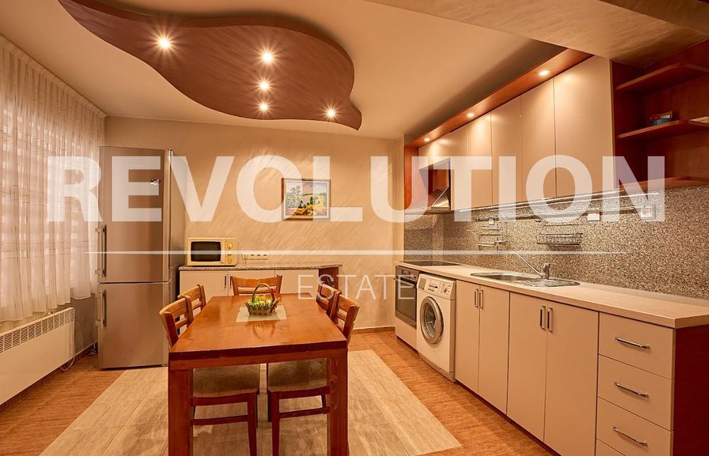 Дава се под наем Тристаен апартамент в Пловдив, Каменица 1 - 100 кв.м за 550 € - Снимка #2