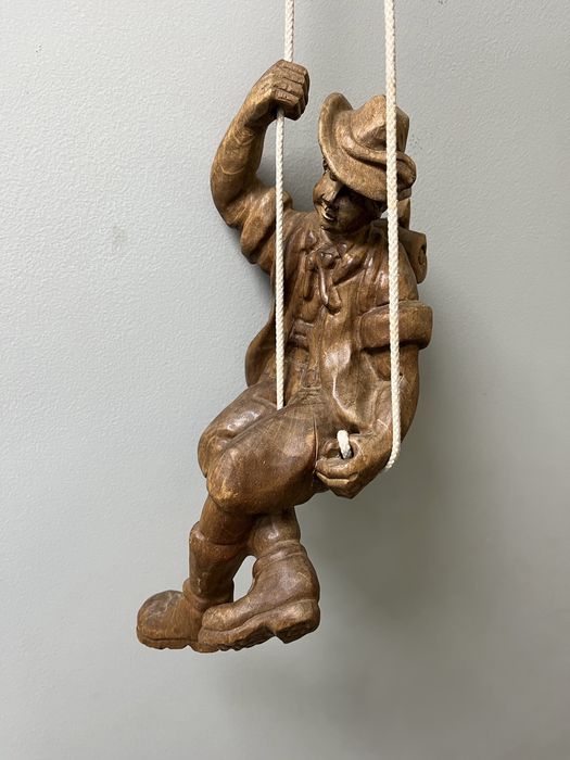 Дървена фигура / 50-те