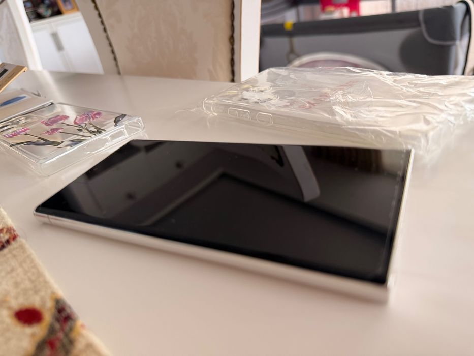 Samsung s23 ultra бял