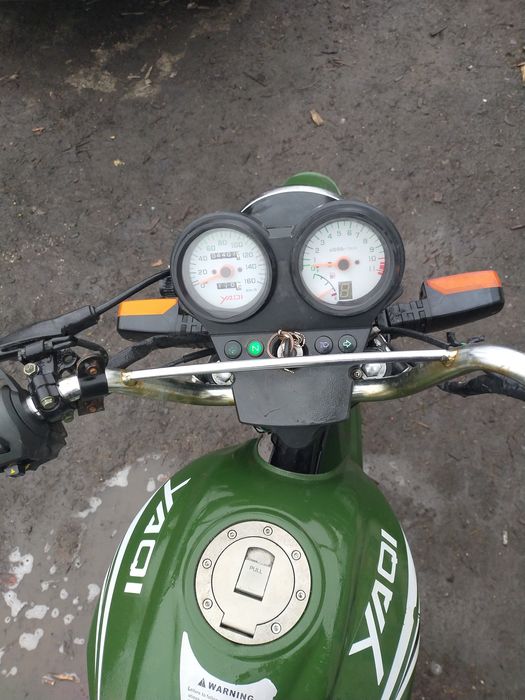 Продам мотоцикл 200куб