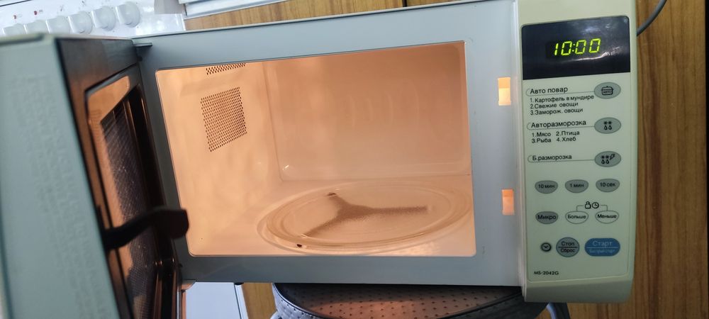 Микроволновая печь LG