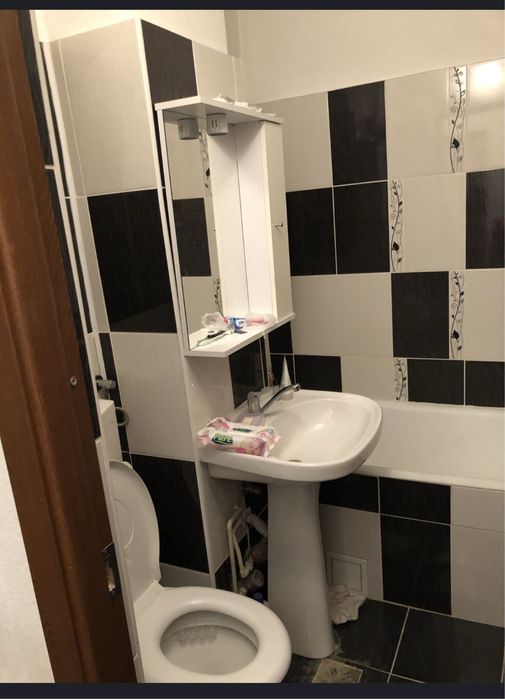 Garsoniera confort 1 de inchiriat