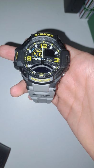 Часы: casio g-shock ga1000 (в хорошем состоянии)