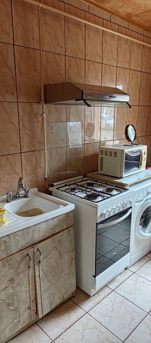 Ofer spre închiriere apartament 2 camere