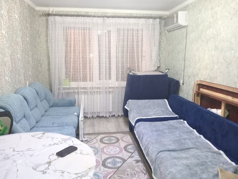 4-комн на 8 мкр 2 этаж