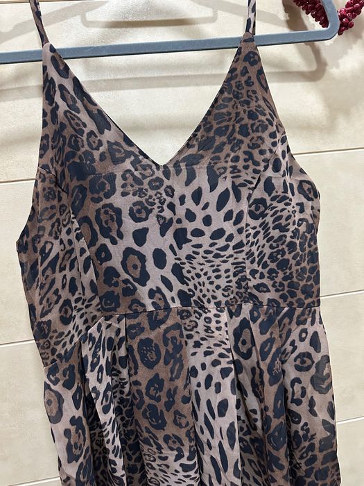 Вечернее платье на одно плечо