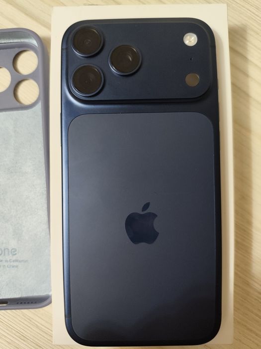 iPhone 17 Pro Max, 256 gb, Deep Blue/Синий