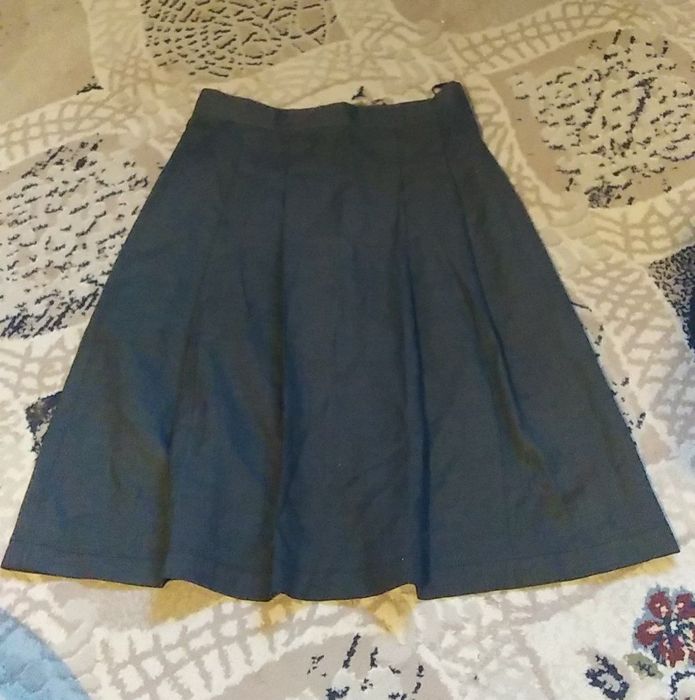 Школьные юбки 36-38 р