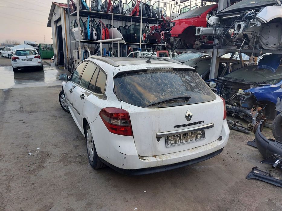 Dezmembram Laguna 3, 1.5 DCI, an 2012, Euro 5