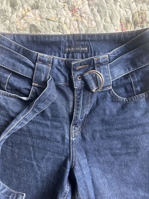 Джинсы женские