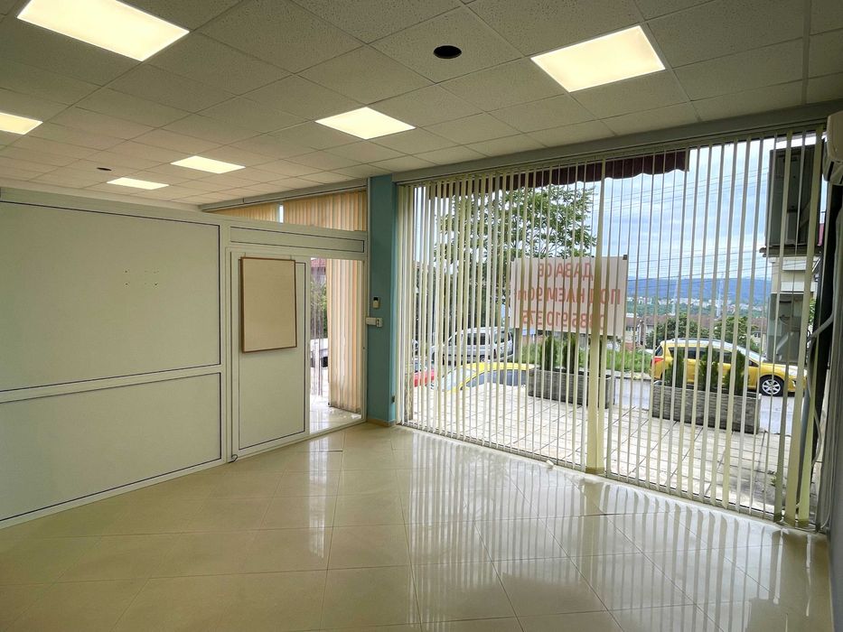 Дава се под наем Магазин в Велико Търново, Акация - 90 кв.м за 433.5 € - Снимка #10