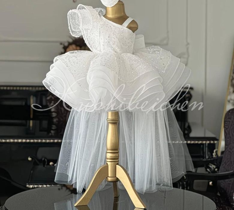 Платье нарядное для девочки