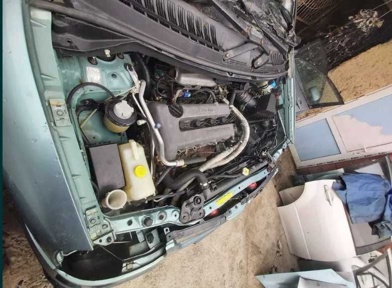 двигатель на nissan tino 2 куба
