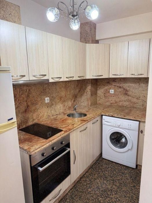 Дава се под наем Двустаен апартамент в Пловдив, Кършияка - 70 кв.м за 460 € - Снимка #3