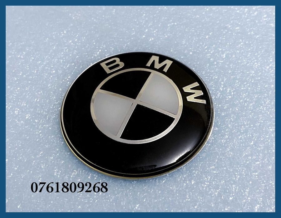 Emblema volan / logo autoadeziv BMW 45mm - seria 1 / 3 / 5 / 7 / X1 / X3 / X5 / X6 - alb negru