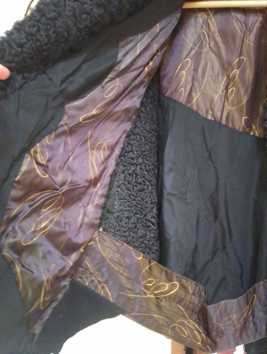 Дамско луксозно пончо естествен астраган