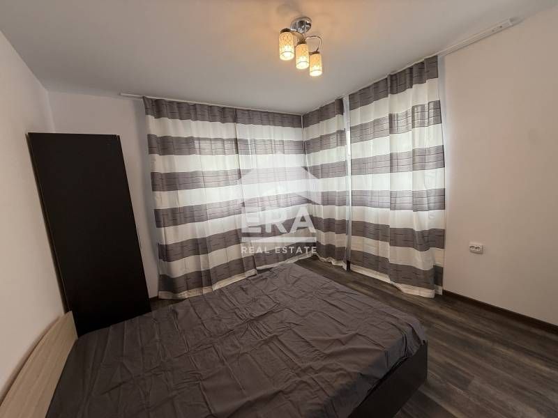 Ремонтирана и обзаведена, едноетажна къща под наем, в района на Зеленч