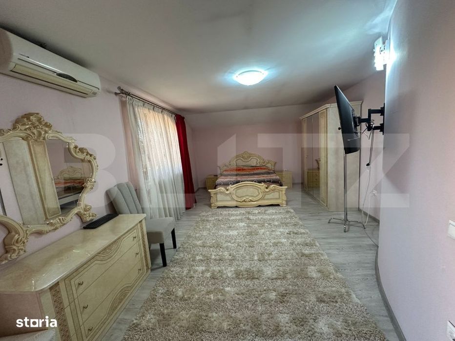 Casa de vanzare, 350 mp utili, 1000 mp teren - Cetate
