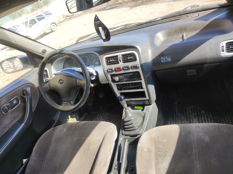 Nissan Primera p10