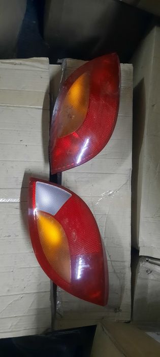 Ford Ka - оригинални фарове