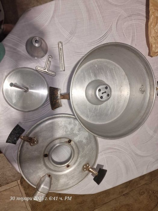 Стара електрическа тенджера